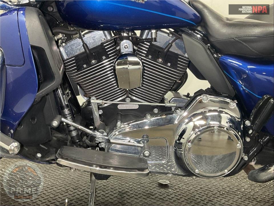 2015 Harley-Davidson FLHTKL ULTRA LIMITED LOW — фото 8