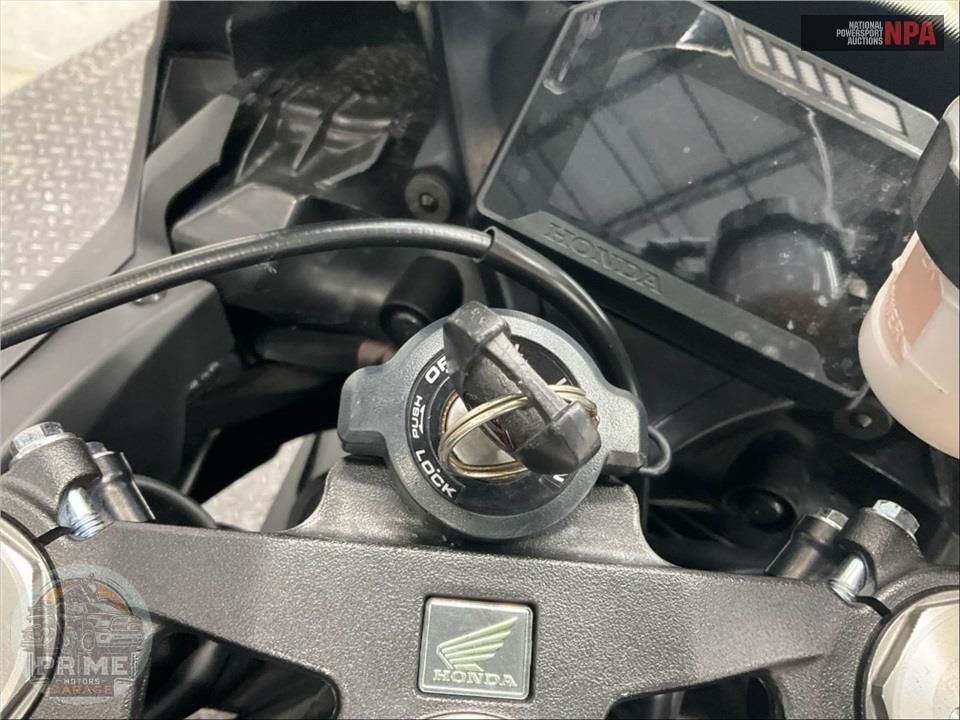 2018 Honda CBR1000RR — фото 11