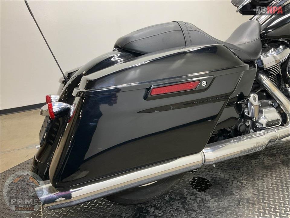 2019 Harley-Davidson FLHX STREET GLIDE — фото 20