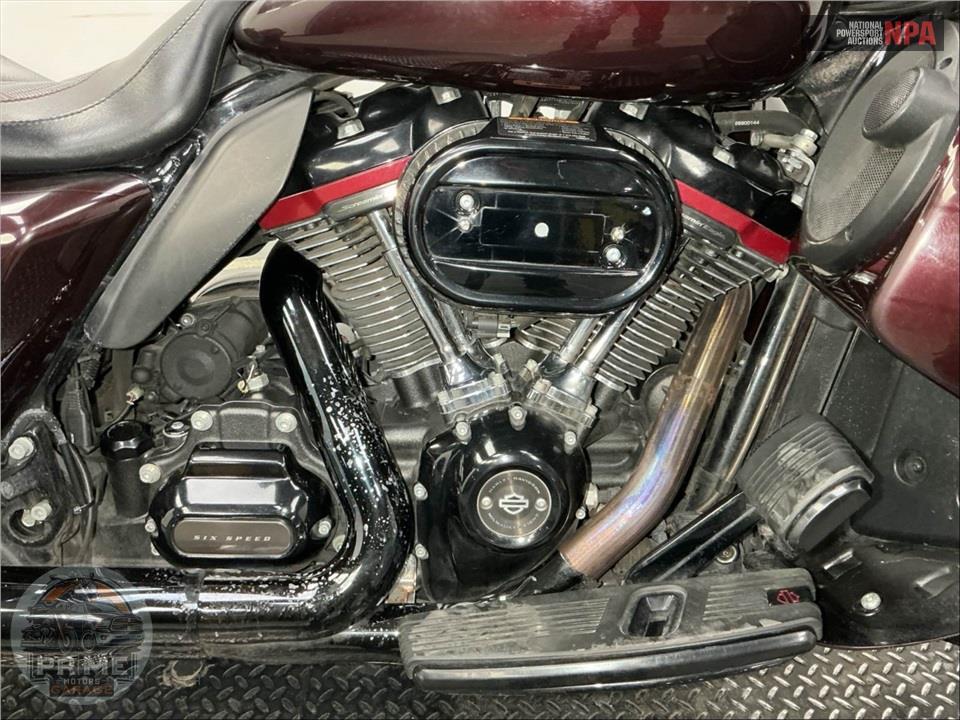 2019 Harley-Davidson FLHXSE CVO STREET GLIDE — фото 6