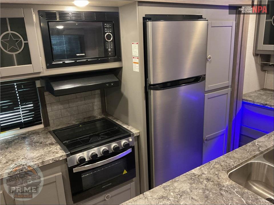 2021 Crossroads Rv M-34 RE - TEXAN SERIES — фото 18