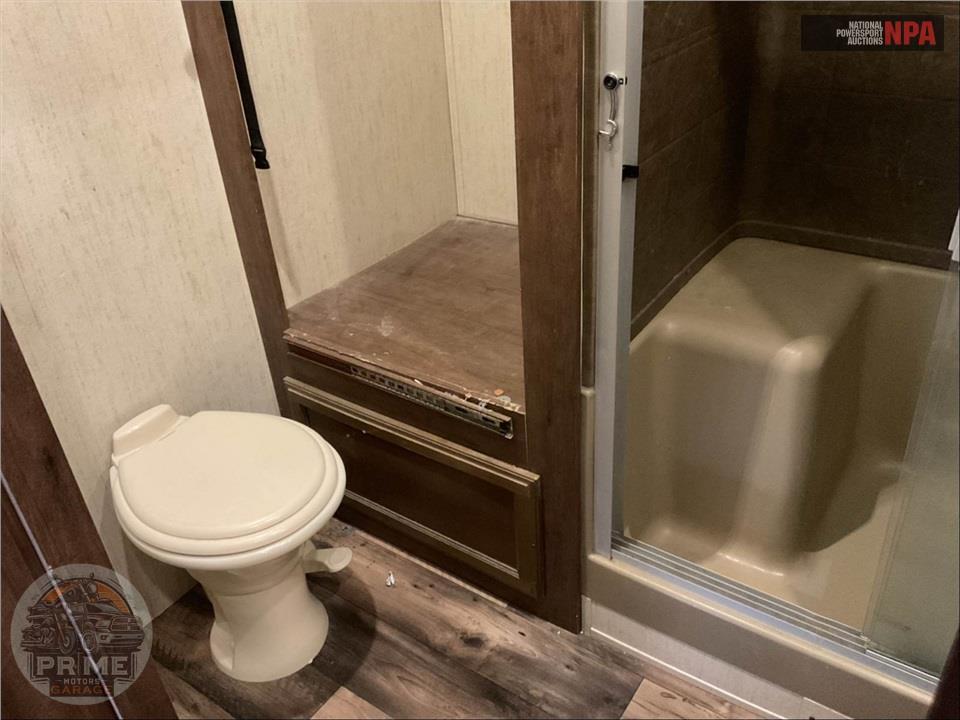 2019 Sandpiper By Forest River M-379FLOK - FIFTH WHEEL SERIES — фото 13