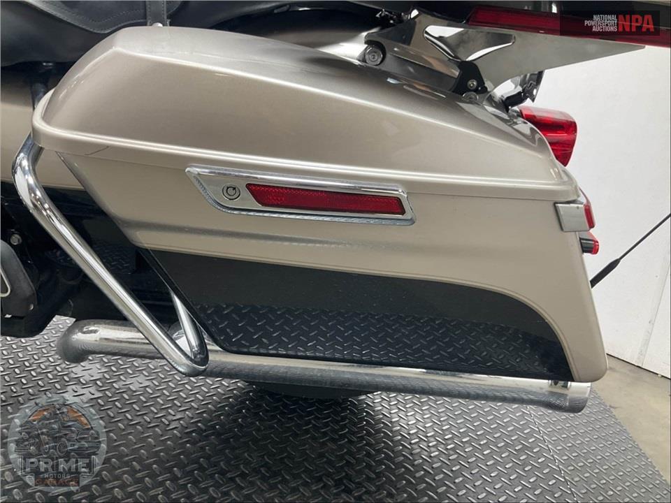 2018 Harley-Davidson FLTRU ROAD GLIDE ULTRA — фото 24
