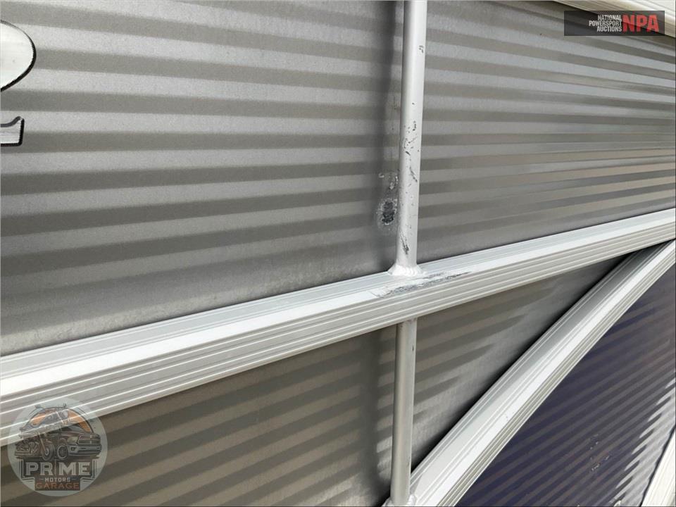 2023 Bennington Pontoons 22 SF(*)S SERIES L=23/E=1-115HP YAMAHA OB — фото 29