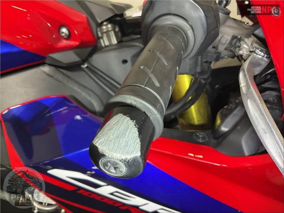 2023 Honda CBR1000RR — фото 25