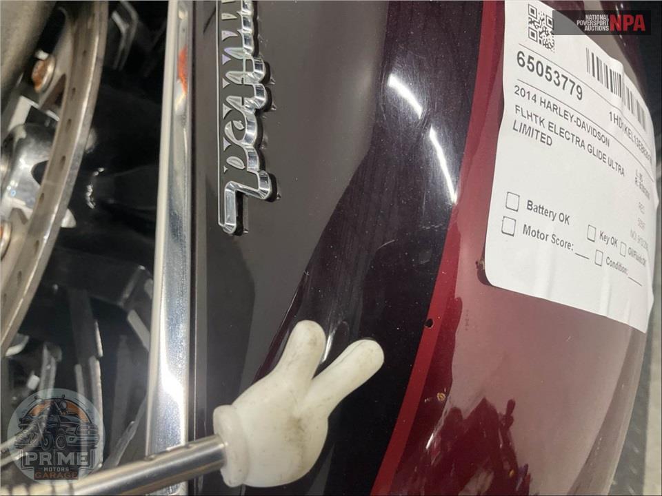 2014 Harley-Davidson FLHTK ELECTRA GLIDE ULTRA LIMITED — фото 18