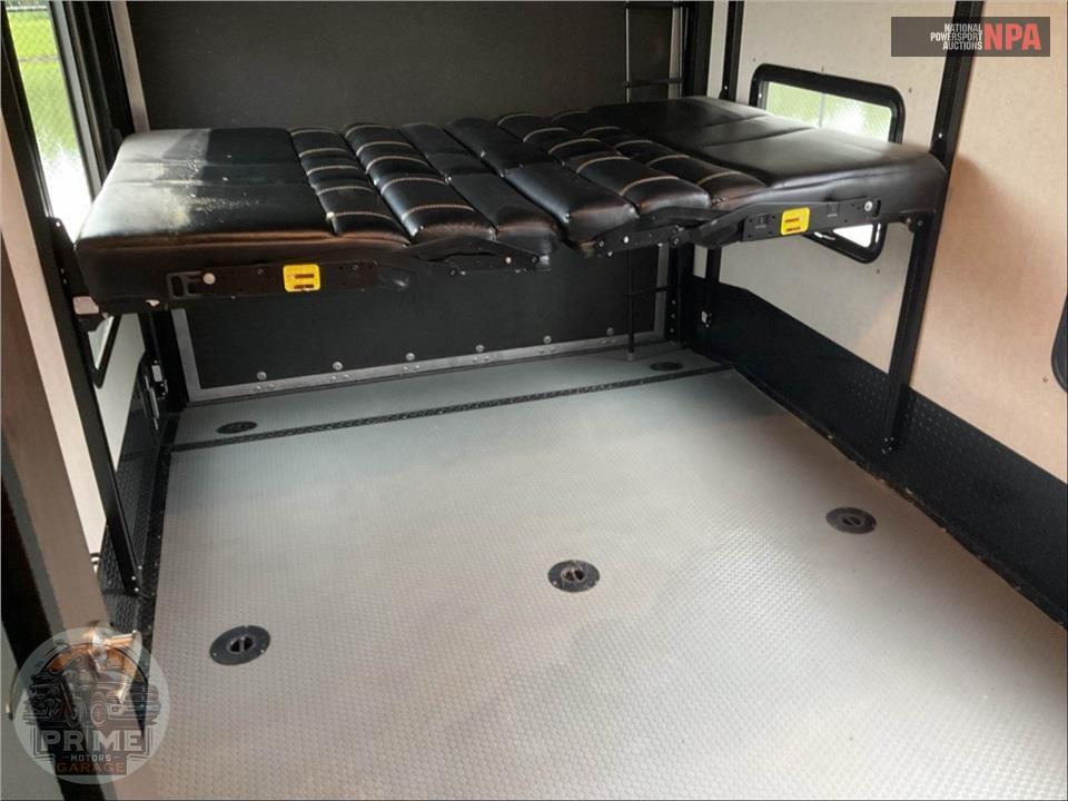 2018 Keystone Rv M-35 - CARBON TOY HAULER SERIES — фото 14