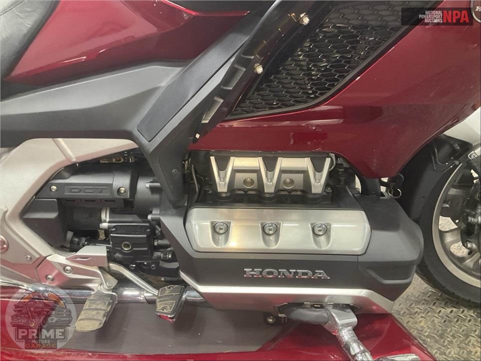 2018 Honda GL1800D GOLDWING TOUR DCT (RED) — фото 6