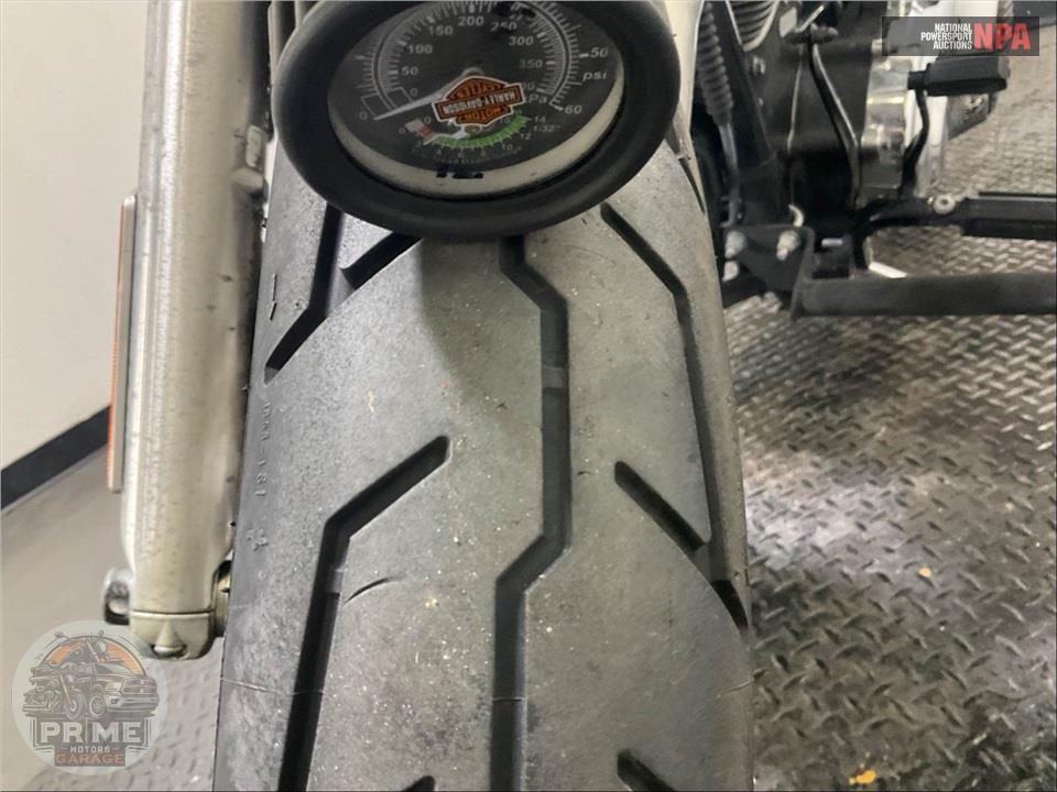 2015 Harley-Davidson FXDL DYNA LOW RIDER — фото 22