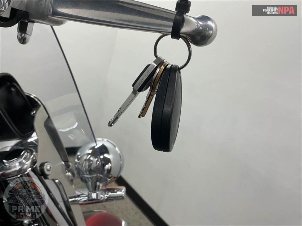 2019 Harley-Davidson FLDE DELUXE — фото 12