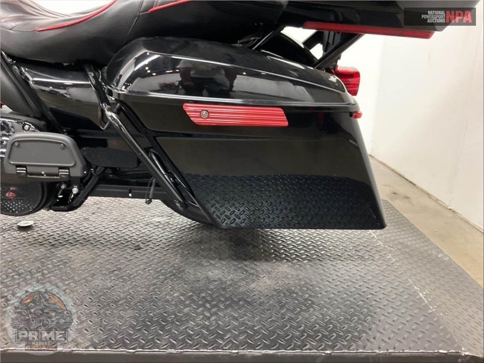2023 Harley-Davidson FLTRK ROAD GLIDE LIMITED — фото 22