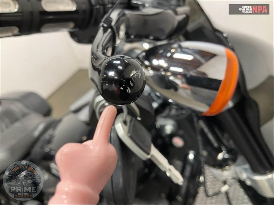 2019 Harley-Davidson FLSB SPORT GLIDE — фото 25