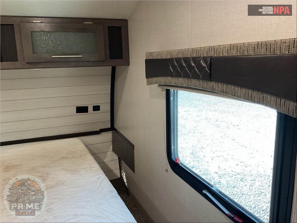2019 Crossroads Rv M-29 SI - CRUISER AIRE FIFTH WHEEL SERIES — фото 13