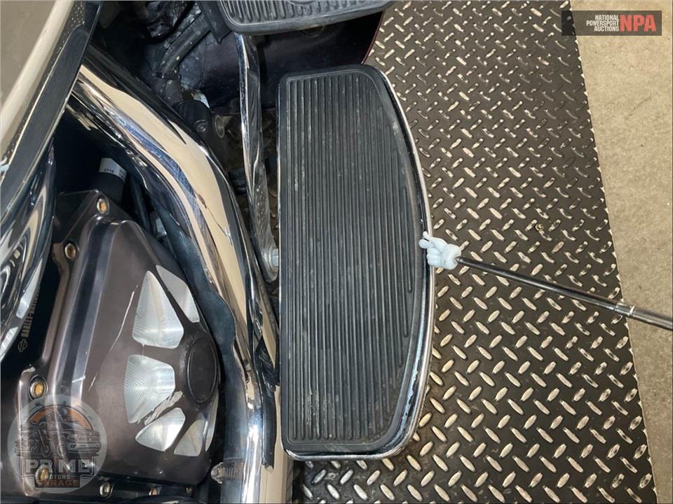 2016 Harley-Davidson FLTRU ROAD GLIDE ULTRA — фото 36