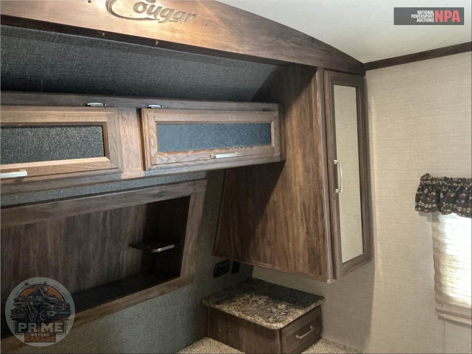 2015 Keystone Rv M-32 ROB - COUGAR X-LITE SERIES — фото 12