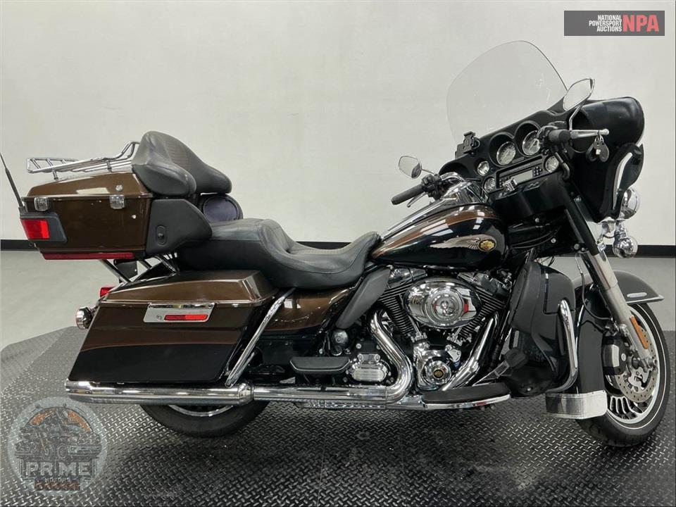 2013 Harley-Davidson FLHTK EL GLIDE UL LI ANN — фото 1