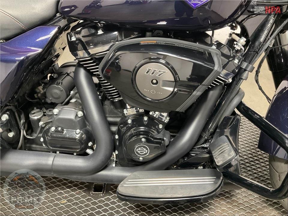 2025 Harley-Davidson FLHX STREET GLIDE — фото 6