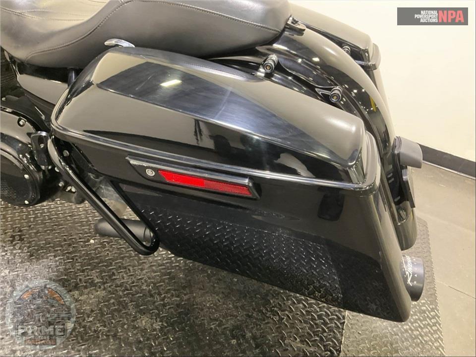 2018 Harley-Davidson FLHXS STREET GLIDE SPECIAL — фото 29