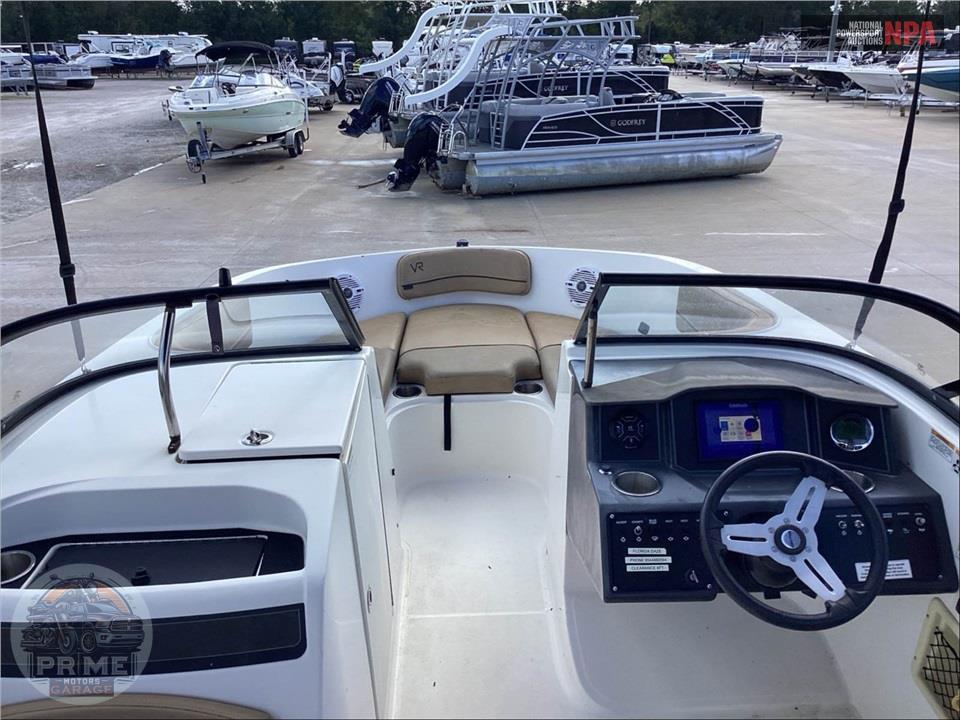 2023 Bayliner Marine VR6 BR(*)BOW RIDER SERIES L=22/E=1-150HP MERCURY — фото 17