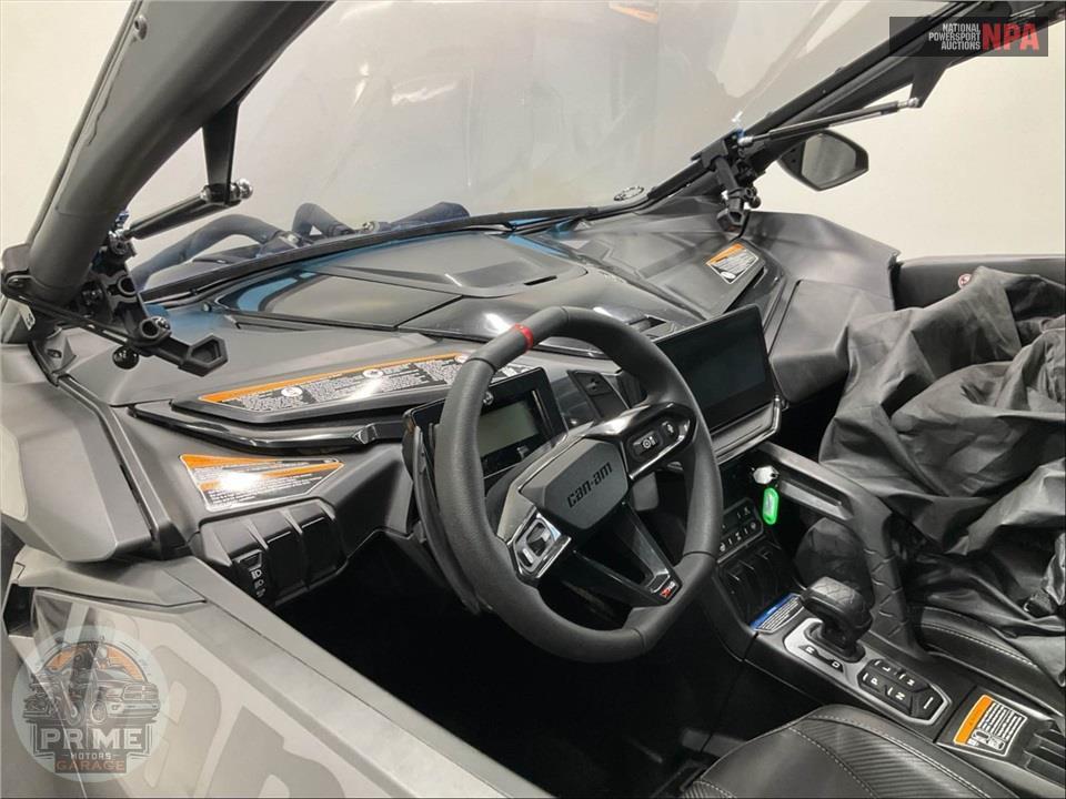 2024 Can-Am MAVERICK R X RS — фото 28