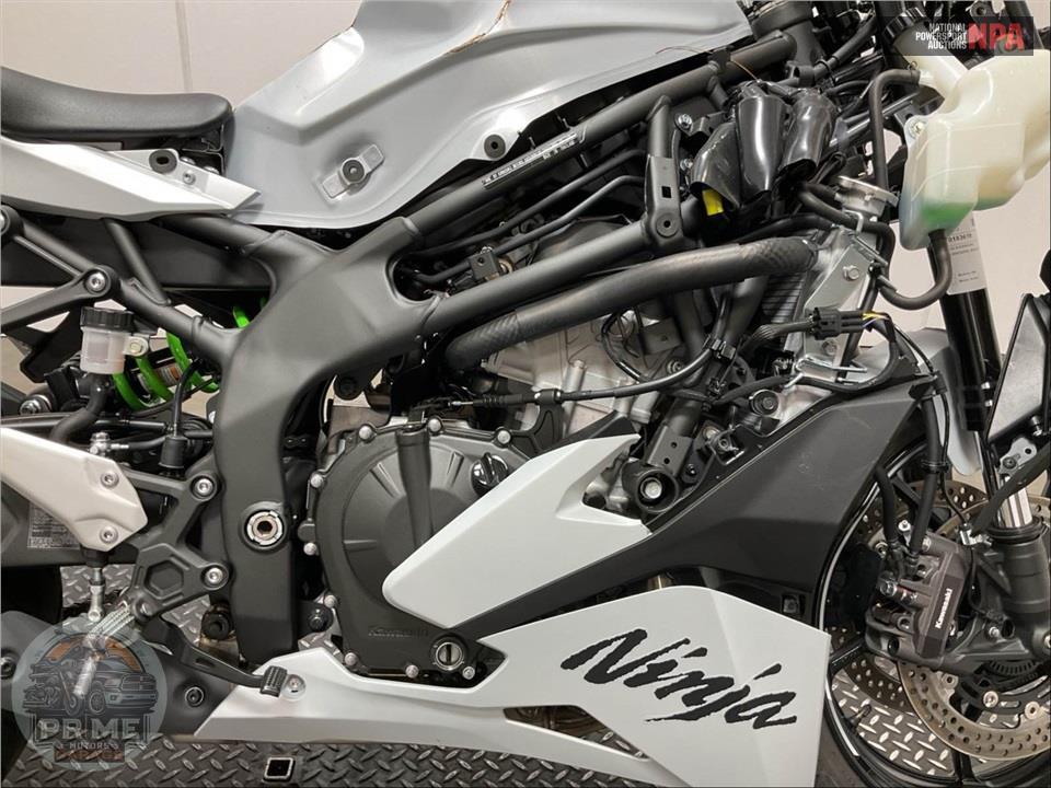 2025 Kawasaki ZX400PSFNL NINJA ZX-4R (ABS) — фото 6