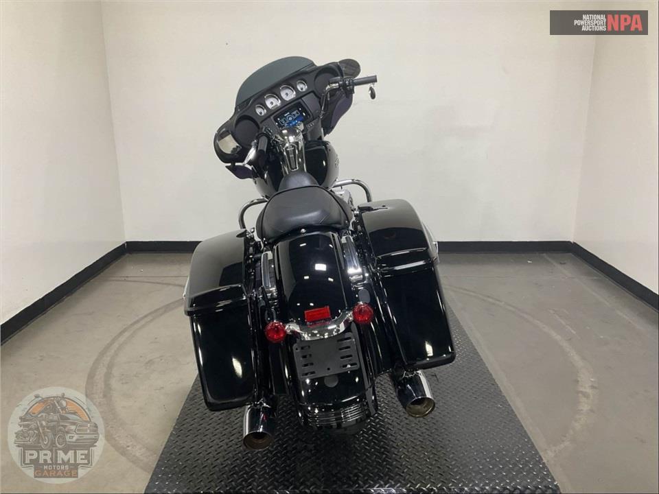 2023 Harley-Davidson FLHX STREET GLIDE — фото 4