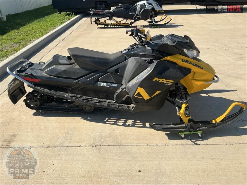 2025 Ski-Doo MXZ NEO + 600 EFI 55 — фото 1