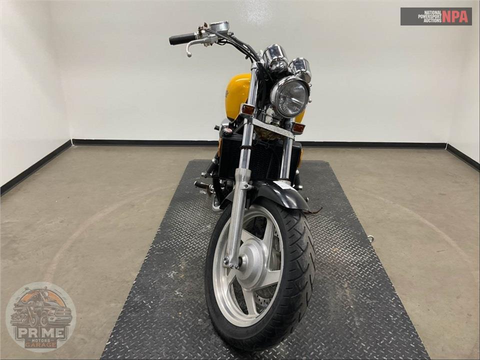 1997 Honda VF750C2V MAGNA DLX — фото 2