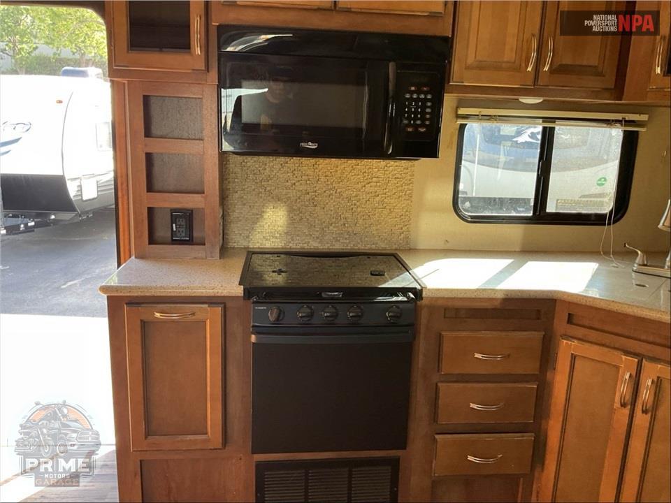 2018 Coachmen By Forest River M-370 FL - CHAPARRAL FIFTH WHEEL SERIES — фото 27