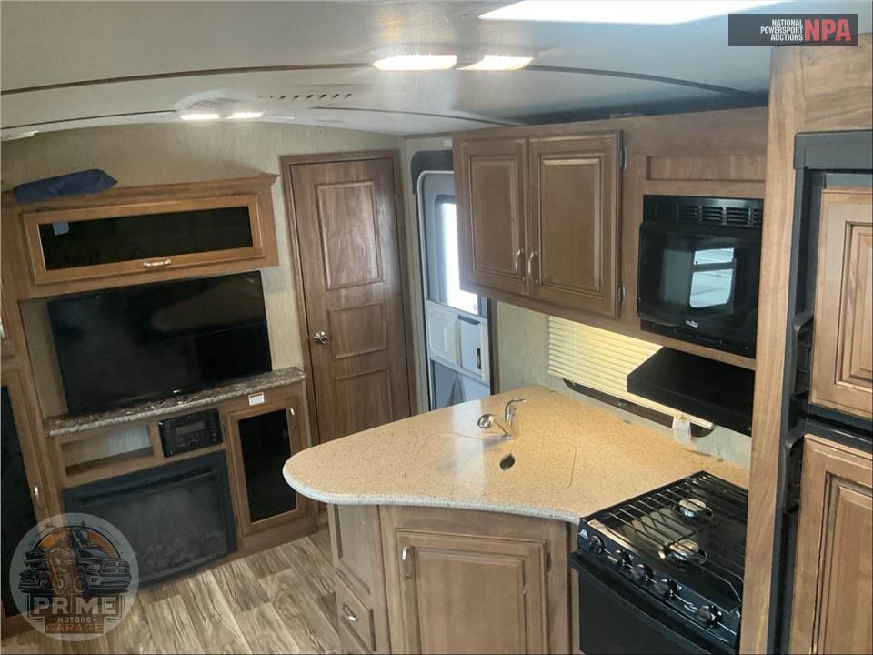 2016 Keystone Rv M-333 BH - LAREDO SERIES — фото 8