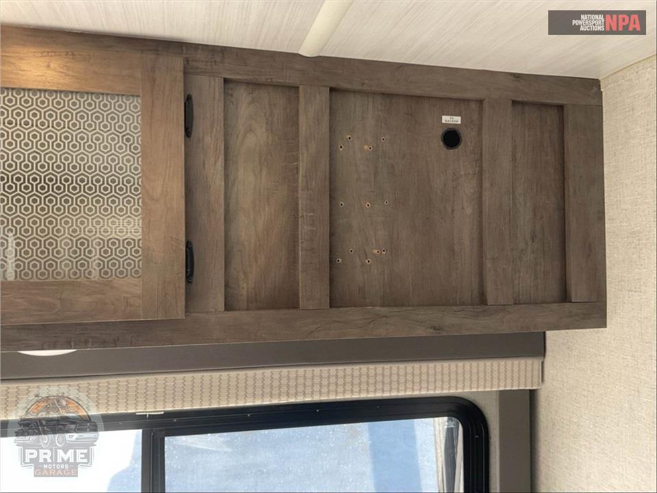 2021 Wildwood By Forest River M-171RBXL - X-LITE SERIES — фото 19