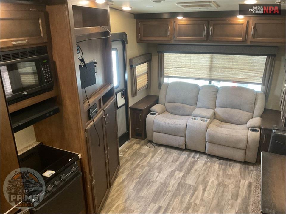2018 Grand Design Recreational Vehicles M-230RL REFLECTION FIFTH WHEEL SERIES — фото 8