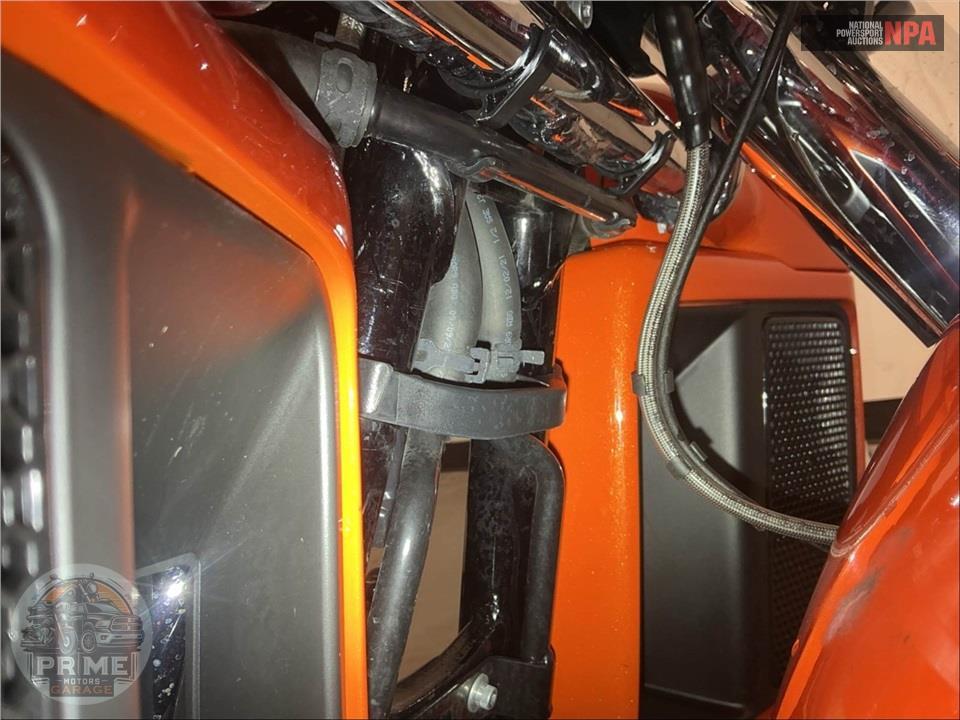2022 Harley-Davidson FLTRKSE CVO ROAD GLIDE LIMITED — фото 11