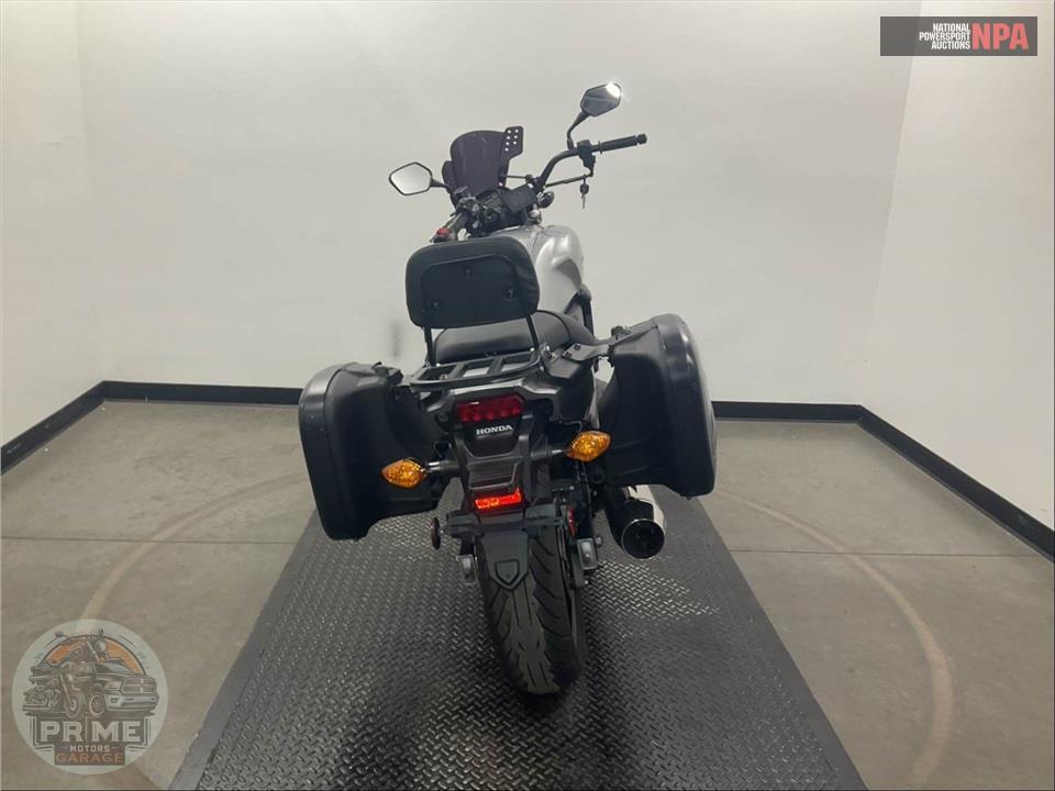 2015 Honda CTX700NDF NAKED DCT (ABS) — фото 4