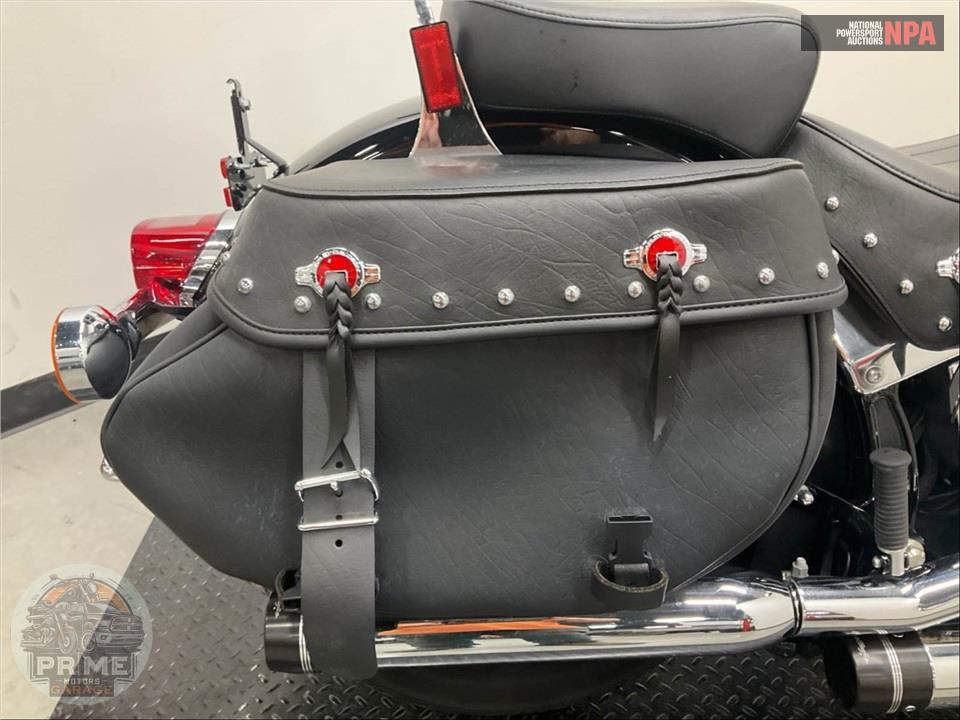 2016 Harley-Davidson FLSTC HERITAGE SOFTAIL CLASSIC — фото 25
