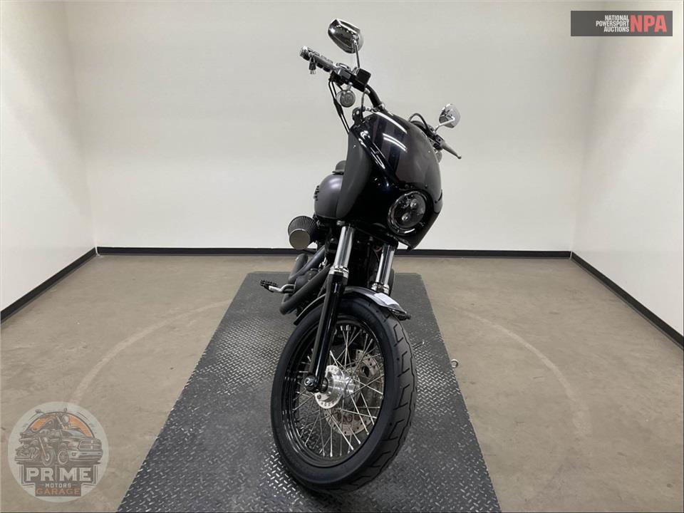 2017 Harley-Davidson FXDB STREET BOB — фото 2