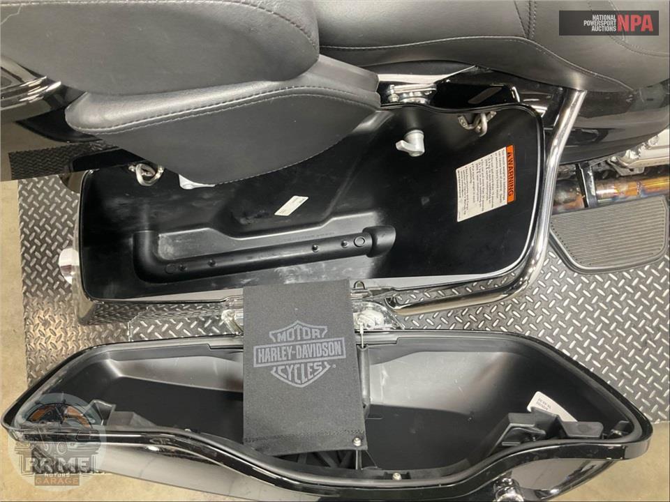 2022 Harley-Davidson FLHTK ULTRA LIMITED — фото 25