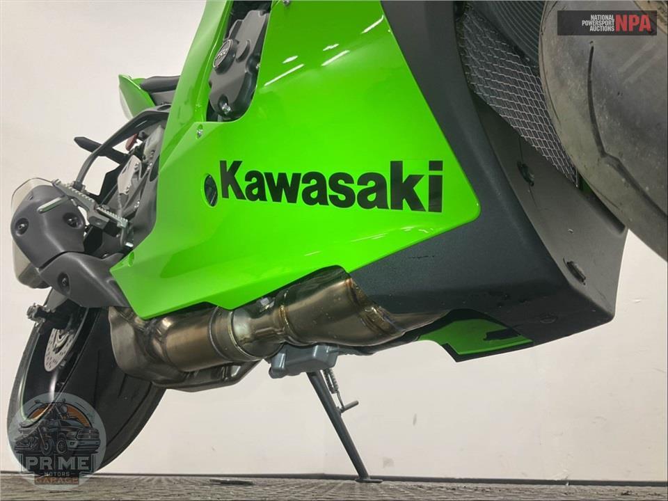 2021 Kawasaki ZX1002NMFNL NINJA ZX-10RR — фото 12