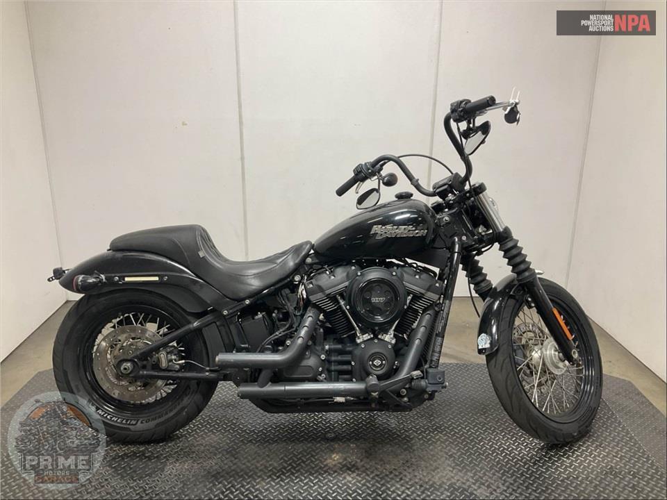 2018 Harley-Davidson FXBB STREET BOB — фото 1