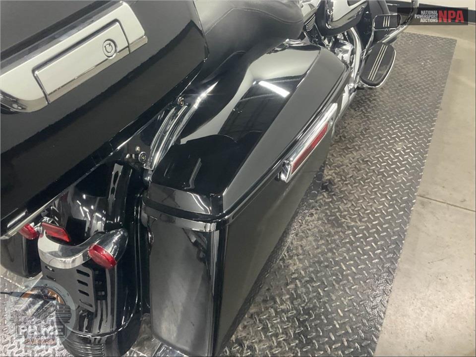 2021 Harley-Davidson FLTRX ROAD GLIDE — фото 18