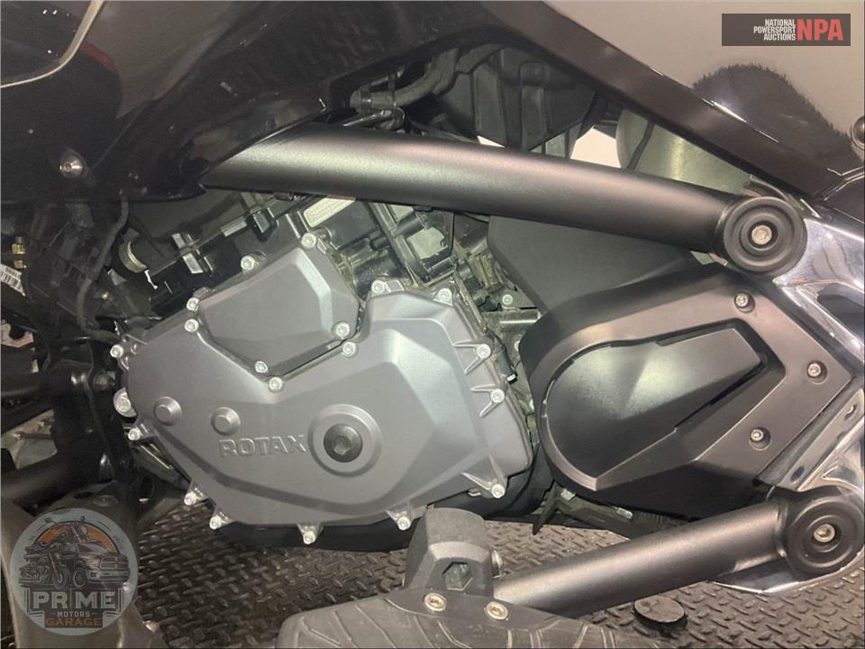 2019 Can-Am SPYDER F3 LIMITED SE6 — фото 7