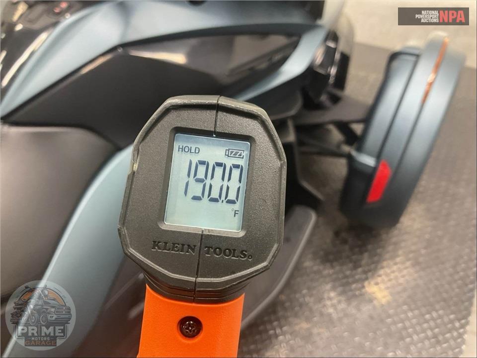 2025 Can-Am SPYDER RT SEA-TO-SKY — фото 8