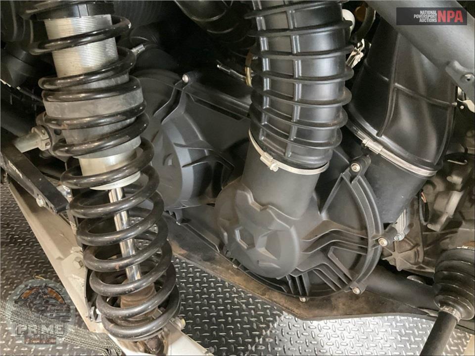 2019 Can-Am MAVERICK X3 MAX X RS TURBO R — фото 10