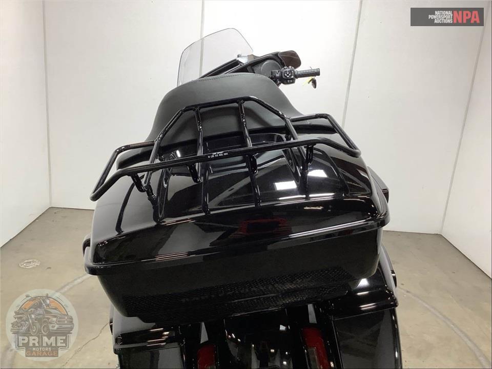 2025 Harley-Davidson FLHXU STEET GLIDE ULTRA — фото 18