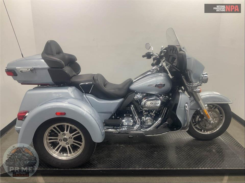 2023 Harley-Davidson FLHTCUTG TRI GLIDE ULTRA CLASSIC — фото 1