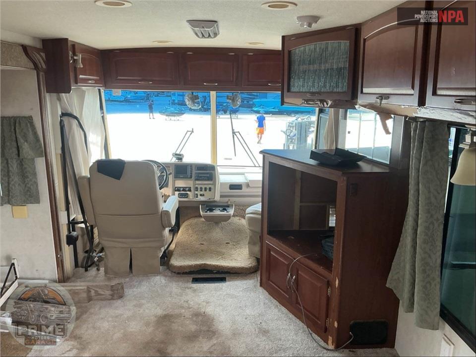 2005 Itasca M-38R-WORKHORSE (**) - SUNCRUISER SERIES — фото 8