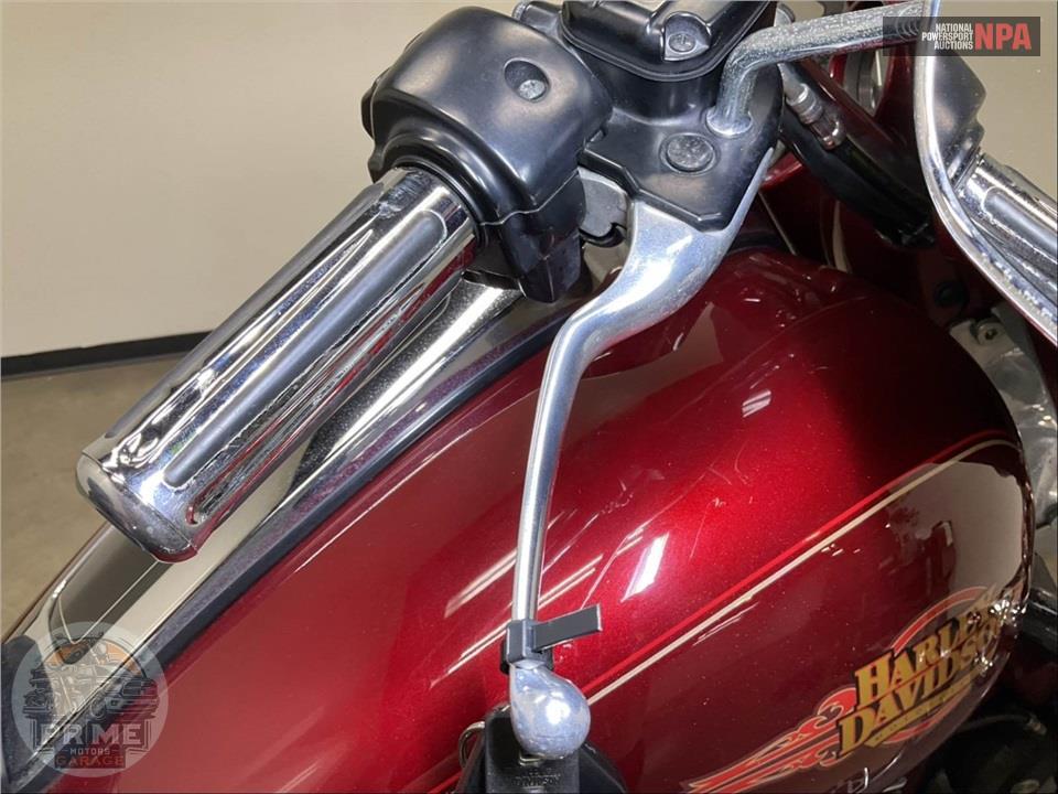 2010 Harley-Davidson FLHTC ELECTRA GLIDE CLASSIC — фото 43