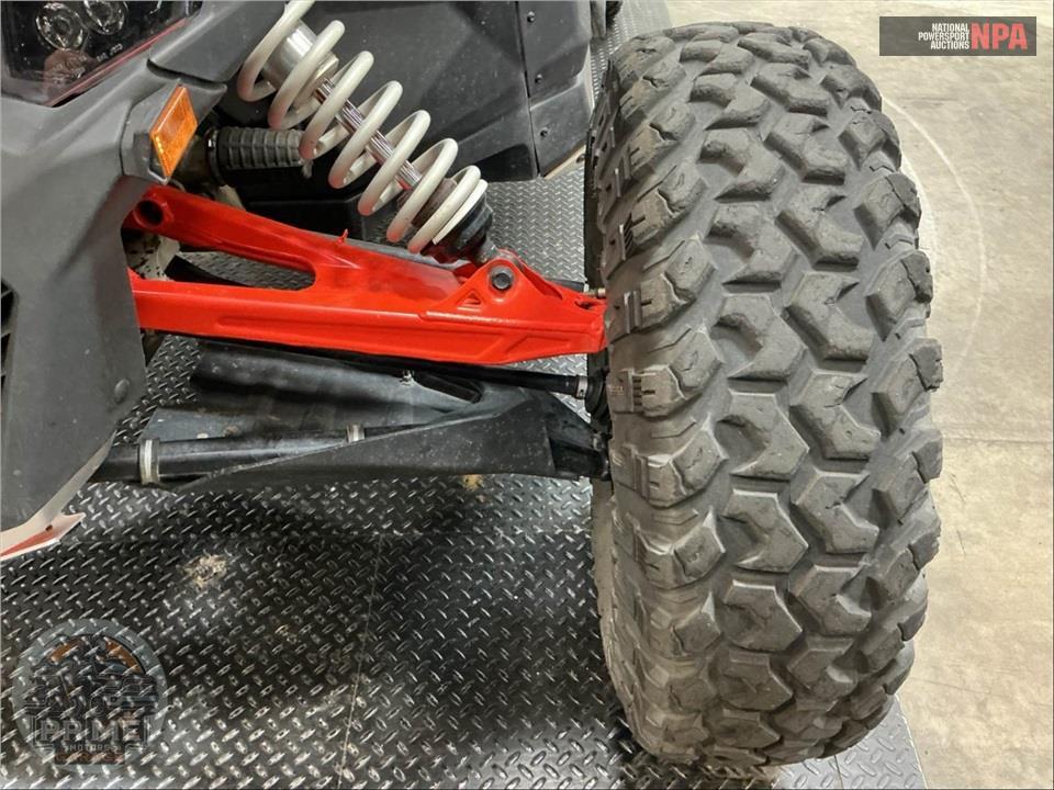 2022 Can-Am MAVERICK X3 X RC  TURBO RR 72 INCH — фото 18