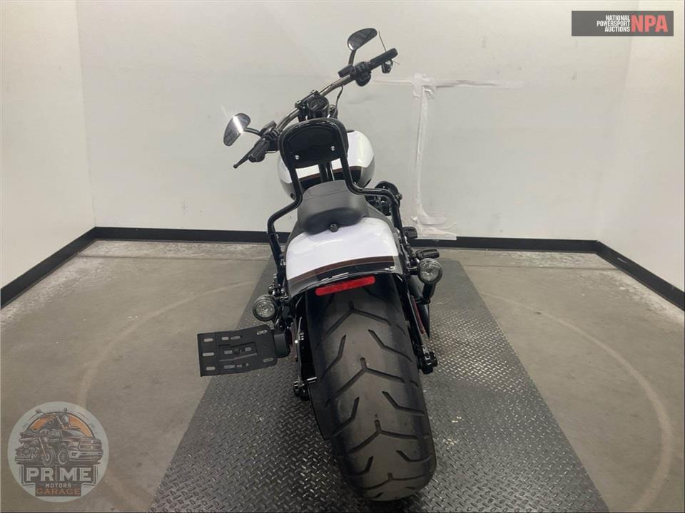 2017 Harley-Davidson FXSE CVO PRO STREET BREAKOUT — фото 4
