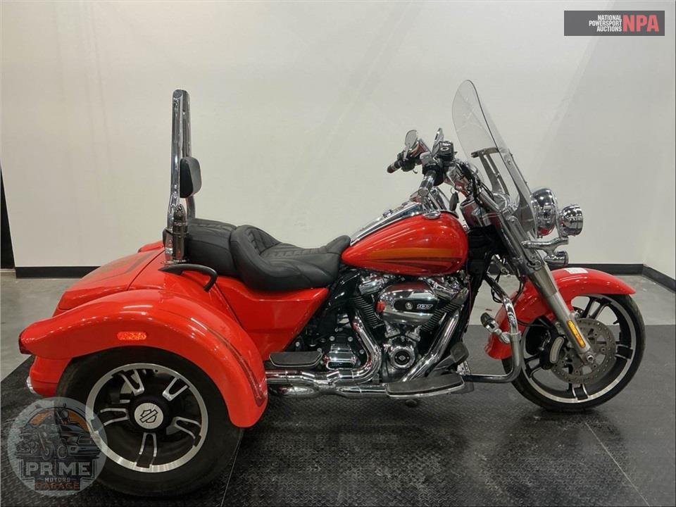 2017 Harley-Davidson FLRT FREEWHEELER — фото 1